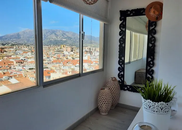 Paseo Del Rey - 2 Bedrooms Oceanfront شقة فوينخيرولا