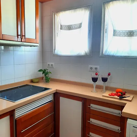 Paseo Del Rey - 2 Bedrooms Oceanfront * Fuengirola