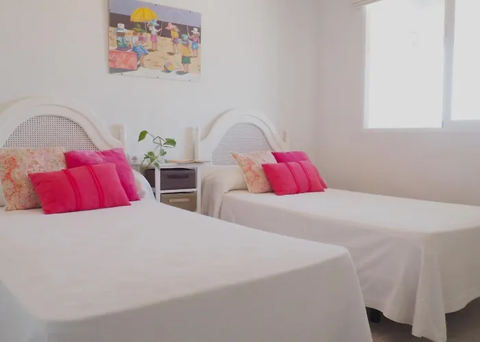 Paseo Del Rey - 2 Bedrooms Oceanfront Lägenhet Fuengirola